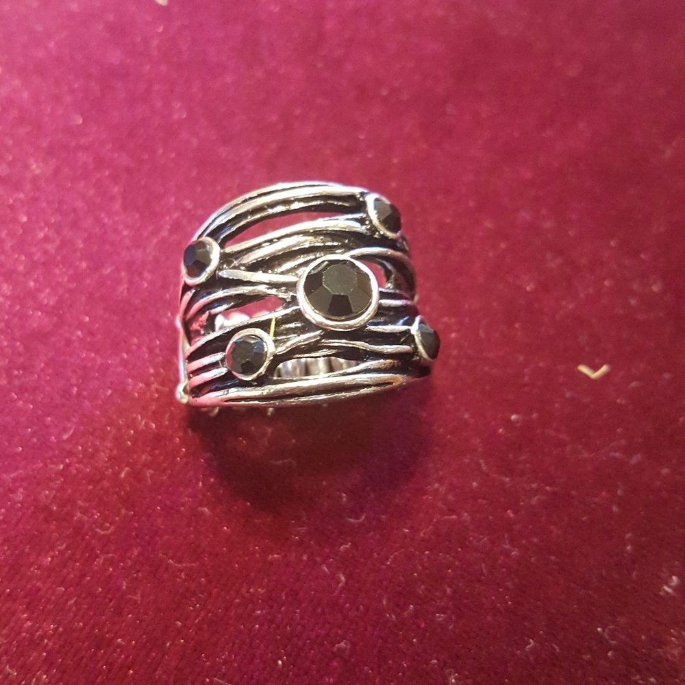 (SOLD) Beautiful Black Ring